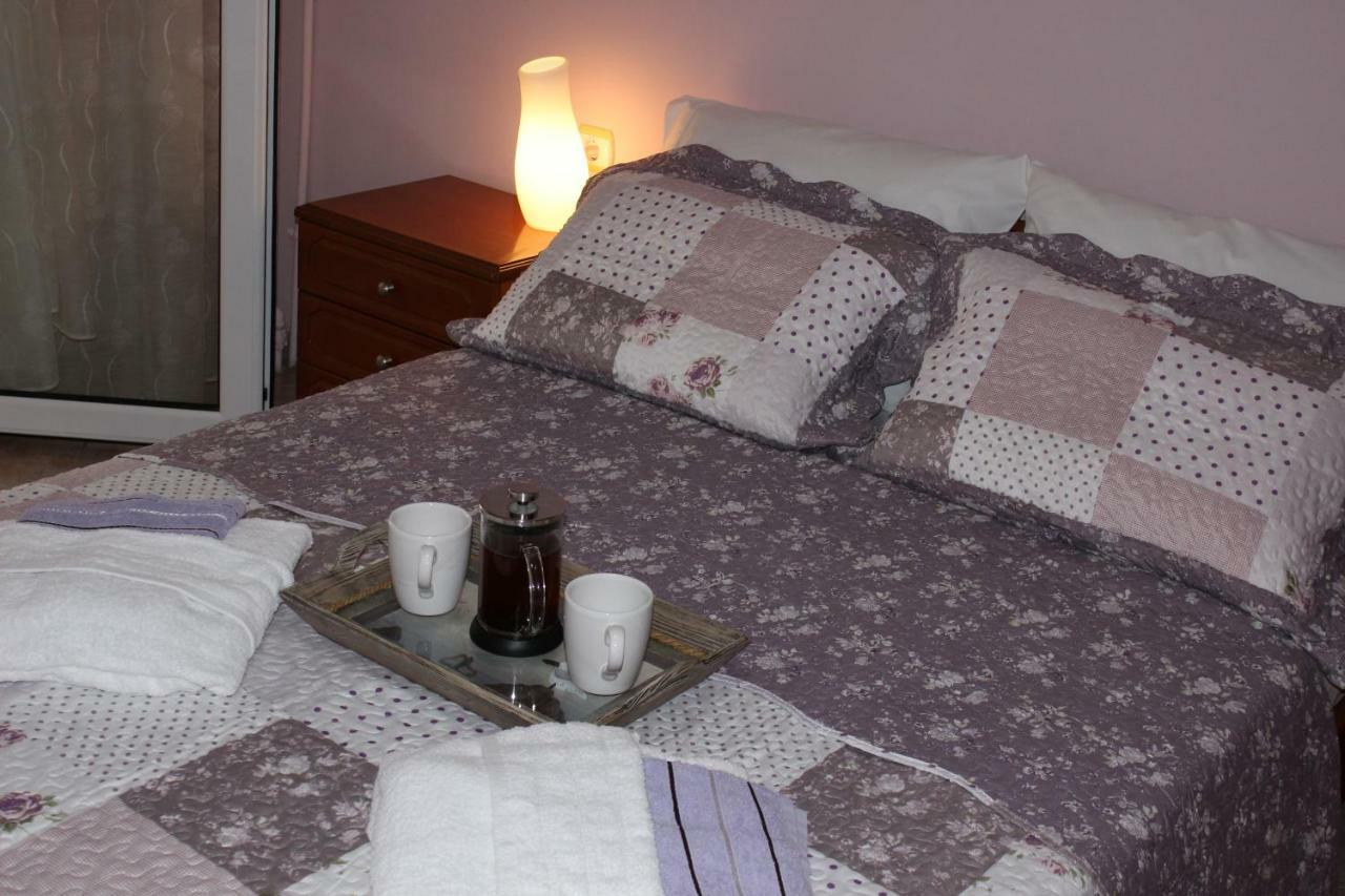 Souzana Rooms 1 Nea Plagia Exteriör bild